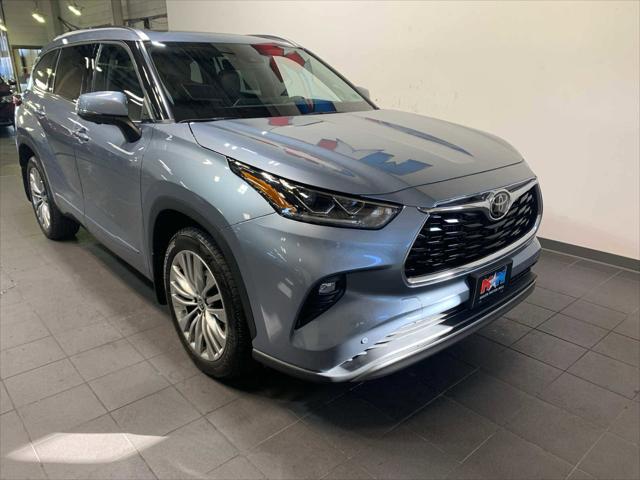 2023 Toyota Highlander Platinum 2023 Toyota Highlander Platinum