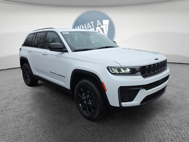 2026 Jeep Grand Cherokee GRAND CHEROKEE LAREDO ALTITUDE 4X4