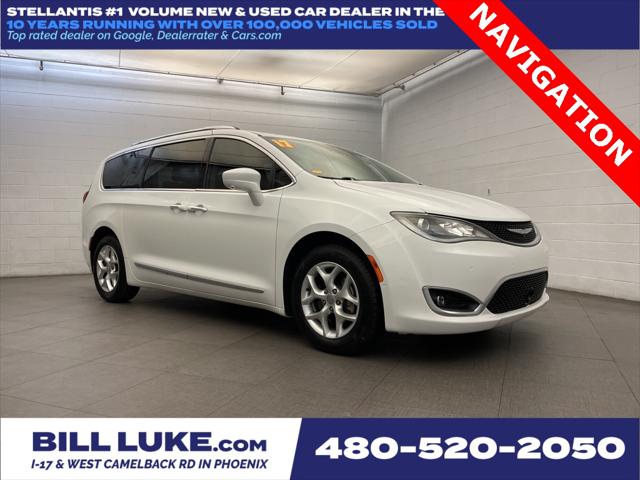 2017 Chrysler Pacifica Touring-L Plus