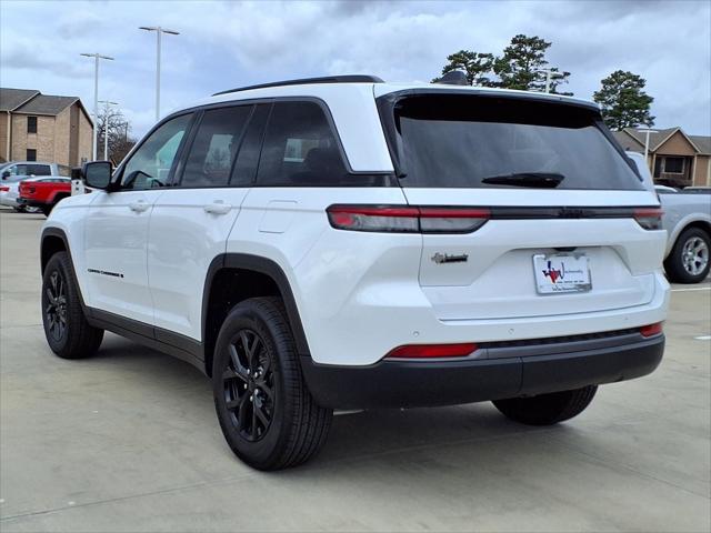 2026 Jeep Grand Cherokee GRAND CHEROKEE LAREDO ALTITUDE 4X2