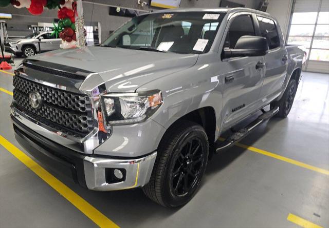 2019 Toyota Tundra SR5 5.7L V8 2019 Toyota Tundra SR5 5.7L V8