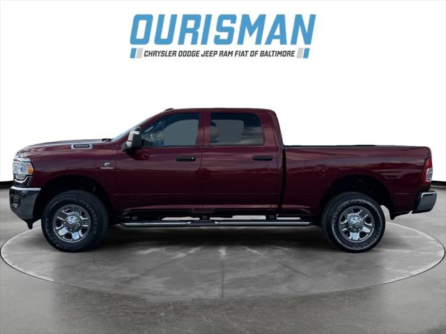 2023 RAM 3500 Tradesman Crew Cab 4x4 64 Box
