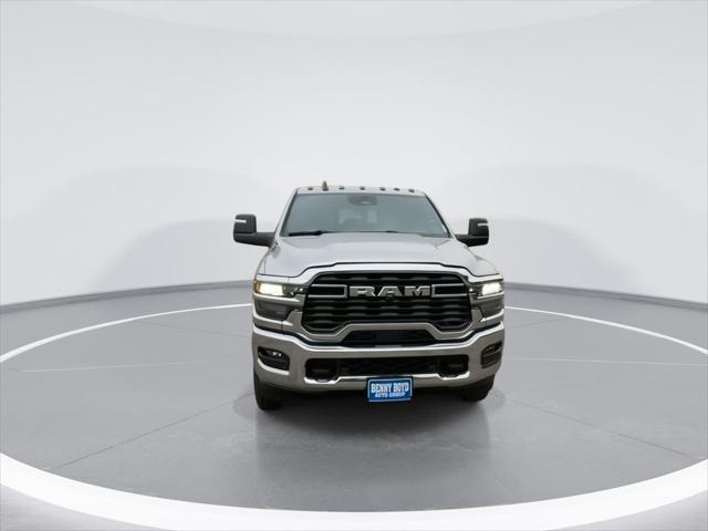 2026 RAM Ram 3500 RAM 3500 TRADESMAN CREW CAB 4X4 8 BOX