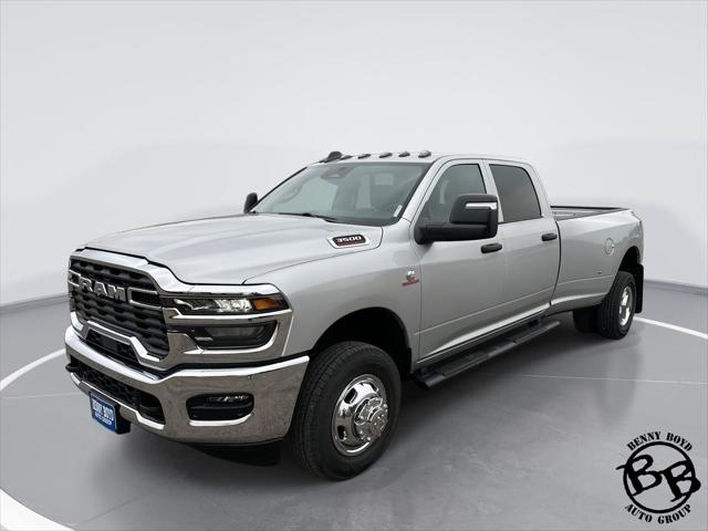 2026 RAM Ram 3500 RAM 3500 TRADESMAN CREW CAB 4X4 8 BOX
