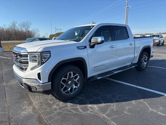 2022 GMC Sierra 1500 4WD Crew Cab Short Box SLT