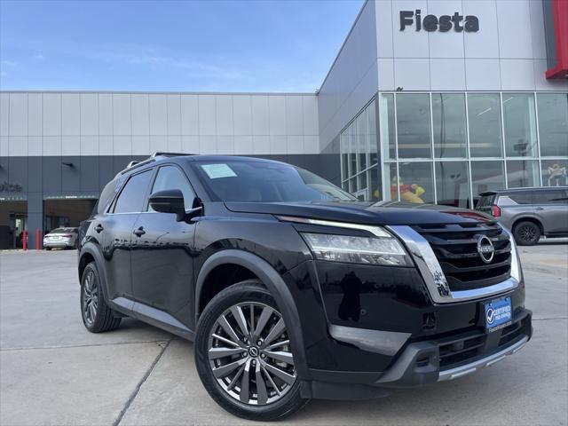 2023 Nissan Pathfinder SL FWD