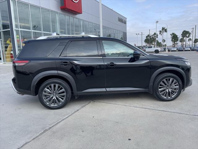 2023 Nissan Pathfinder SL FWD