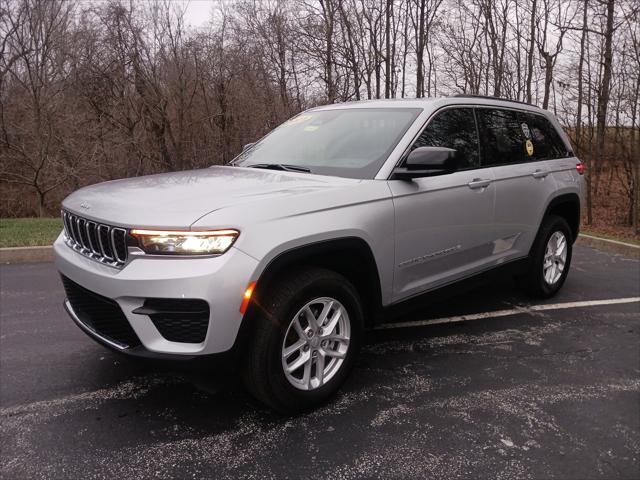 2025 Jeep Grand Cherokee Laredo X 4x4
