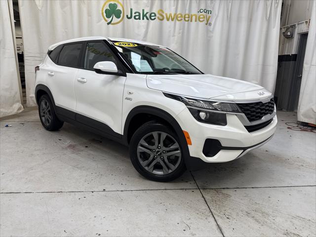 2023 Kia Seltos LX 2023 Kia Seltos LX