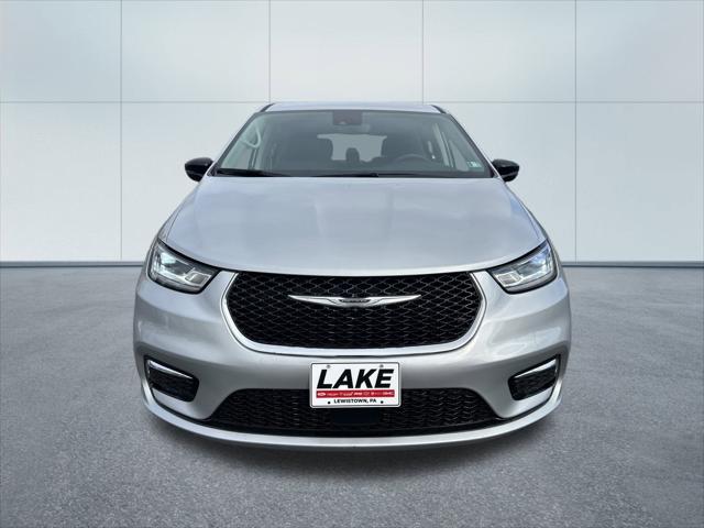 2024 Chrysler Pacifica Touring L 2024 Chrysler Pacifica Touring L