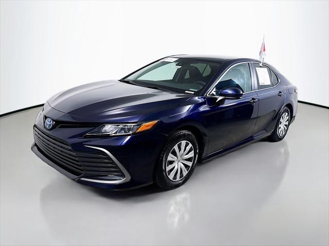 2022 Toyota Camry LE Hybrid
