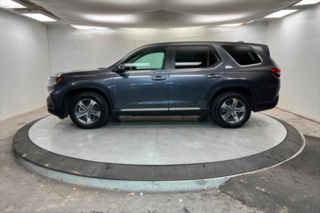 2023 Honda Pilot AWD EX-L 8 Passenger