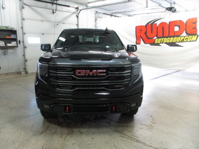 2022 GMC Sierra 1500 4WD Crew Cab Short Box AT4