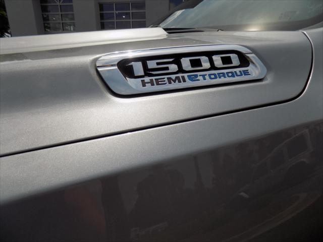 2023 Ram 1500 Big Horn Crew Cab 4x4 5'7" Box