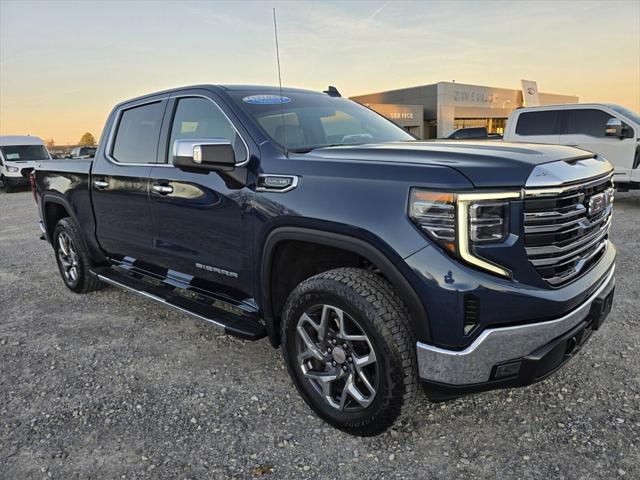 2022 GMC Sierra 1500 4WD Crew Cab Short Box SLT