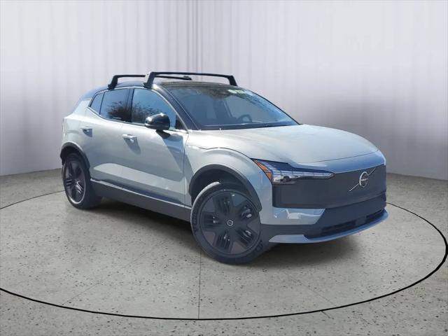 2026 Volvo EX30 Cross Country Ultra, Twin Motor Performance, Fully electric for sale in Fort Myers, FL