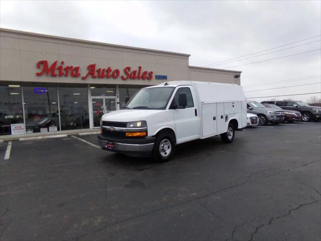 2019 Chevrolet Express Cutaway 4500 Work Van