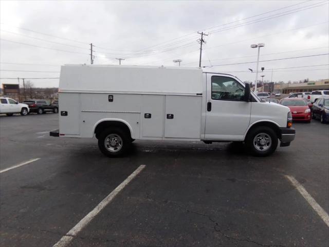 2019 Chevrolet Express Cutaway 4500 Work Van