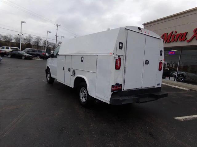 2019 Chevrolet Express Cutaway 4500 Work Van