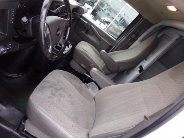 2019 Chevrolet Express Cutaway 4500 Work Van