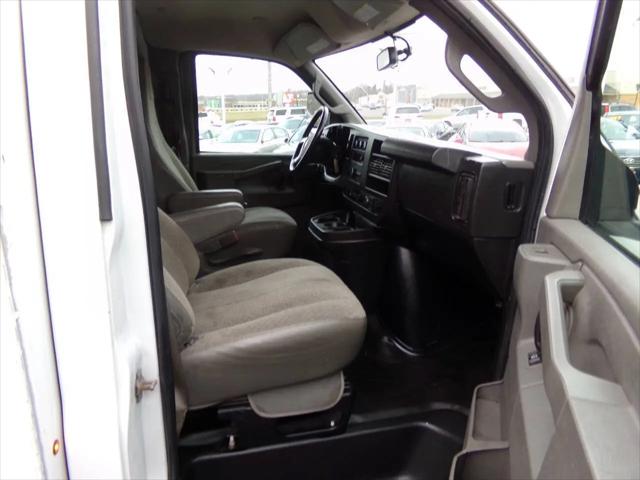 2019 Chevrolet Express Cutaway 4500 Work Van