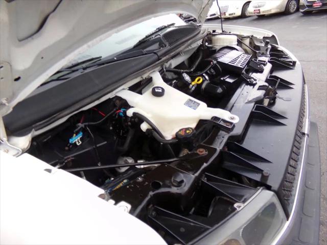 2019 Chevrolet Express Cutaway 4500 Work Van