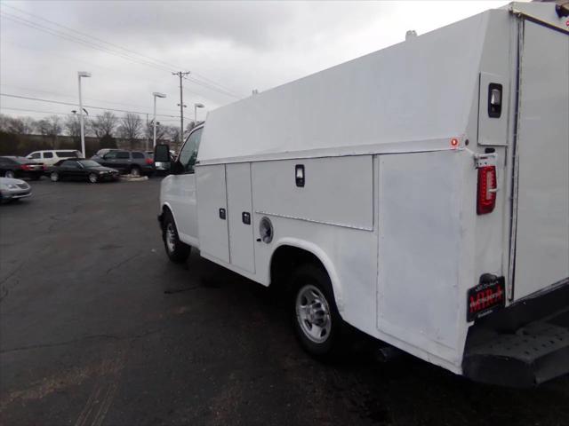 2019 Chevrolet Express Cutaway 4500 Work Van