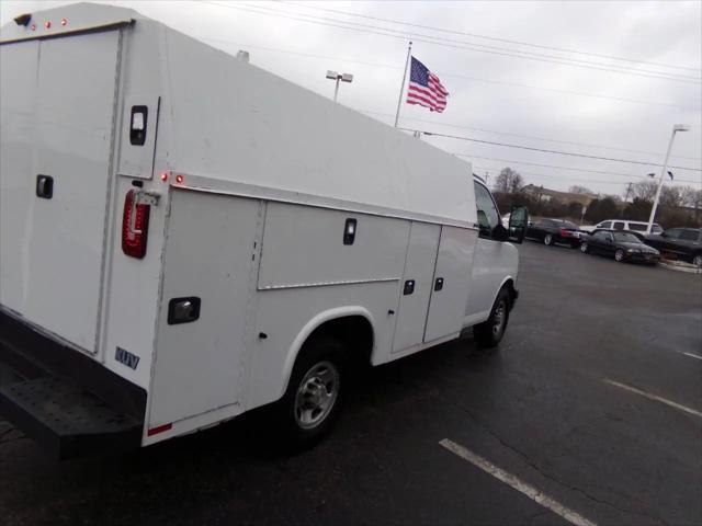 2019 Chevrolet Express Cutaway 4500 Work Van
