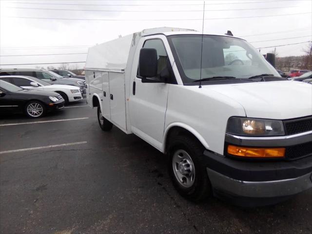 2019 Chevrolet Express Cutaway 4500 Work Van
