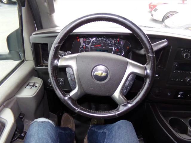 2019 Chevrolet Express Cutaway 4500 Work Van