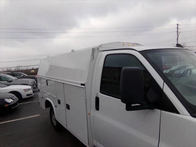2019 Chevrolet Express Cutaway 4500 Work Van