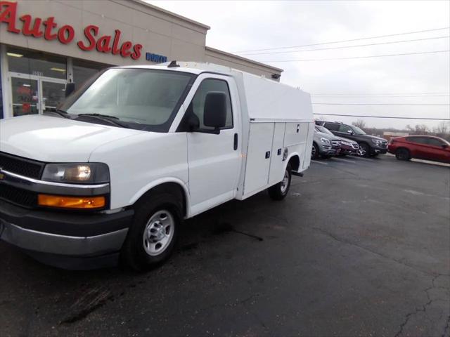 2019 Chevrolet Express Cutaway 4500 Work Van