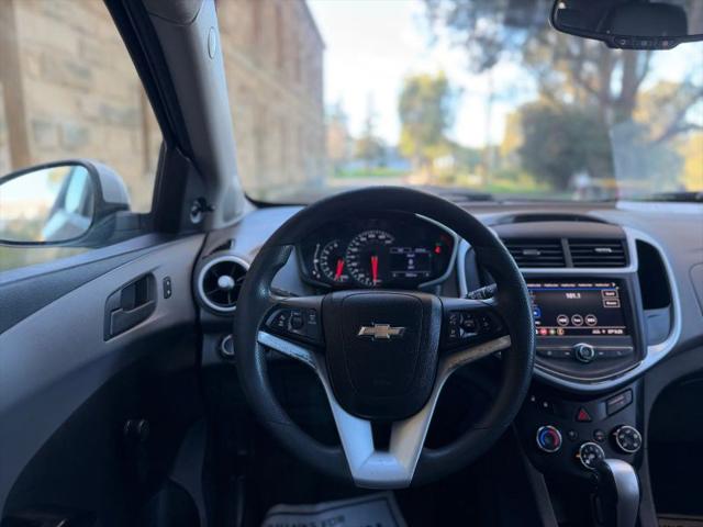 2020 Chevrolet Sonic FWD Hatchback 1FL 5-Door