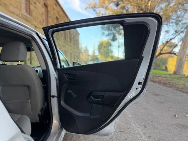 2020 Chevrolet Sonic FWD Hatchback 1FL 5-Door