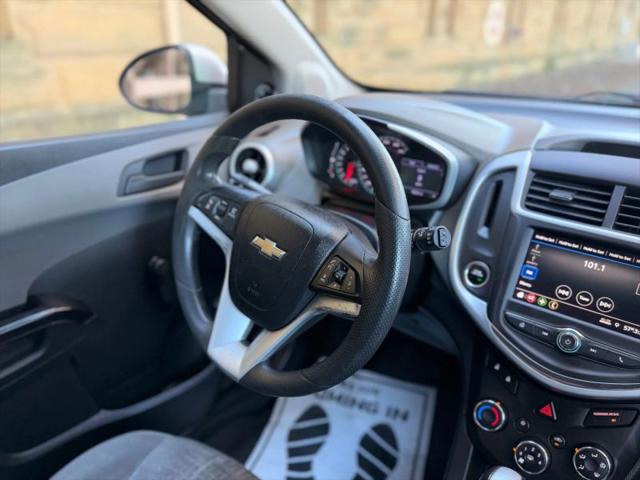 2020 Chevrolet Sonic FWD Hatchback 1FL 5-Door