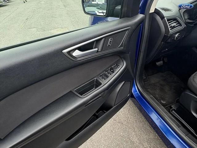 2015 Ford Edge SE