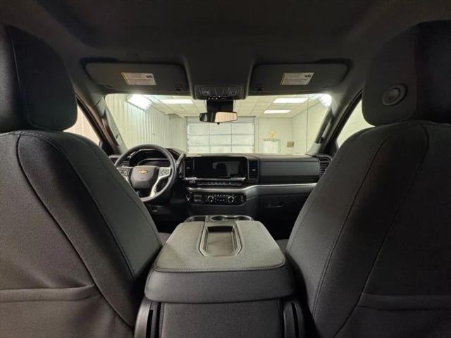 2026 Chevrolet Silverado 1500 4WD Crew Cab Standard Bed LT