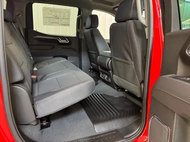 2026 Chevrolet Silverado 1500 4WD Crew Cab Standard Bed LT