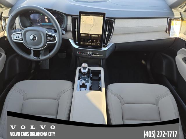 2026 Volvo XC90 Plus, B6 AWD Gas (mild hybrid), Gasoline, Bright, 7 Seats