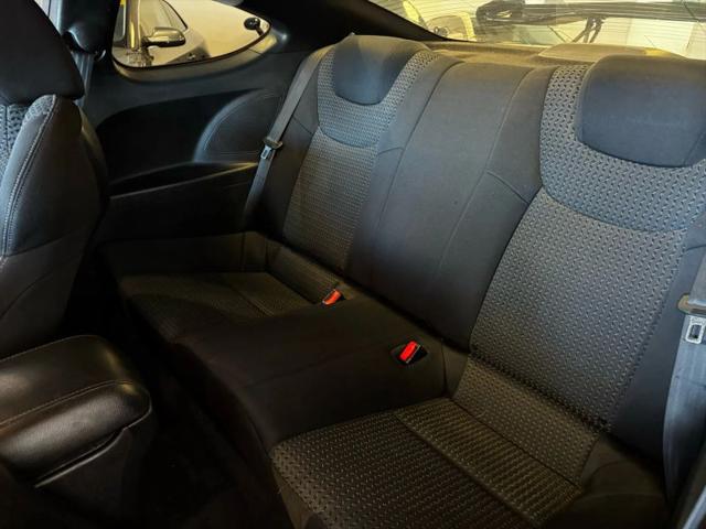 2011 Hyundai Genesis Coupe 2.0T