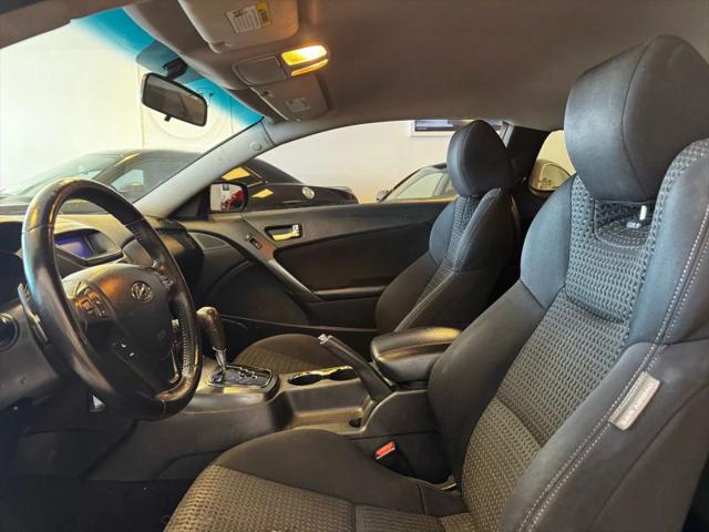 2011 Hyundai Genesis Coupe 2.0T