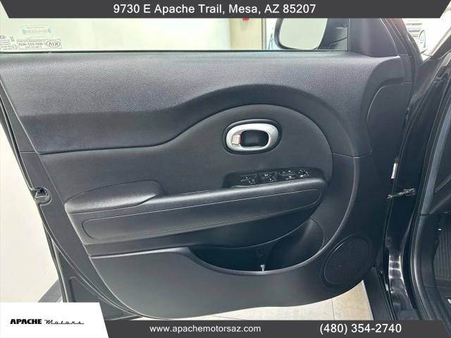 2015 Kia Soul Base