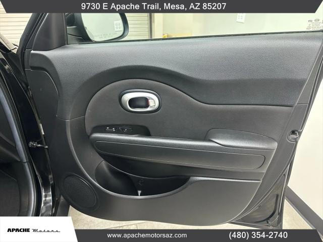 2015 Kia Soul Base