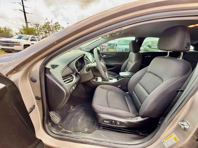 2022 Chevrolet Malibu FWD LT
