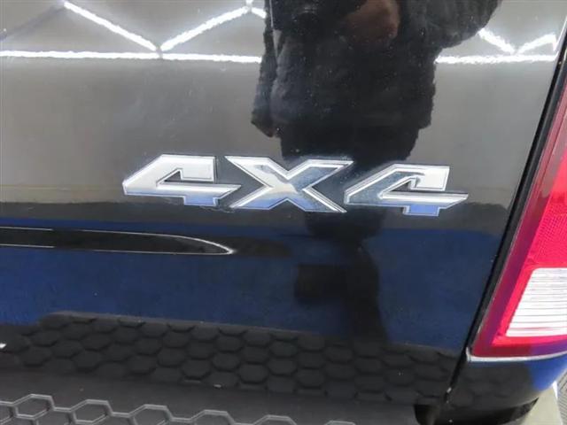 2021 Ram 1500 SLT Crew Cab 4x4 6'4" Box