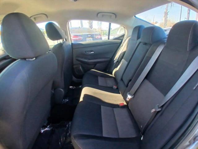 2021 Nissan Sentra SV Xtronic CVT