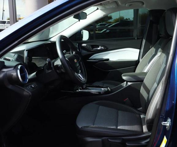 2024 Chevrolet Trax FWD LT