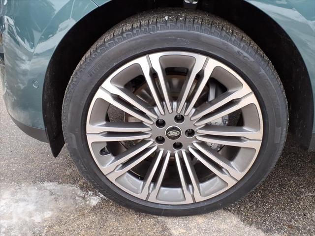 2025 Land Rover Range Rover Sport P360 SE