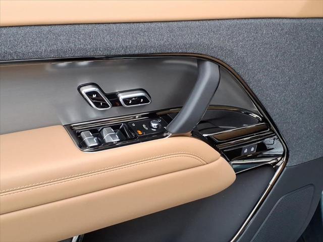 2025 Land Rover Range Rover Sport P360 SE