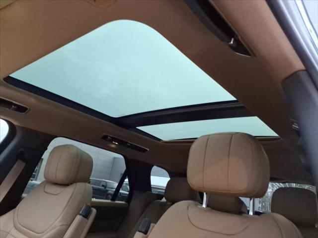 2025 Land Rover Range Rover Sport P360 SE